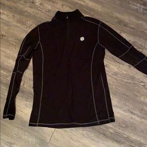 Black long sleeve quarter zip sweatshirt